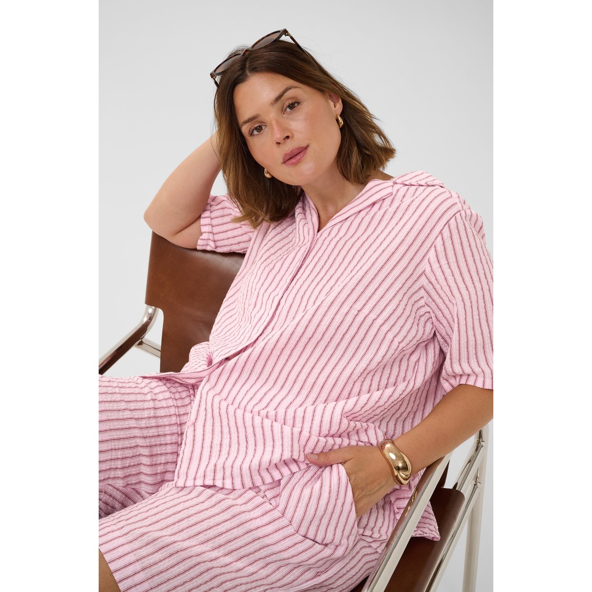Chemise à manches courtes rose ballerina white henna stripe, KAFFE CURVE