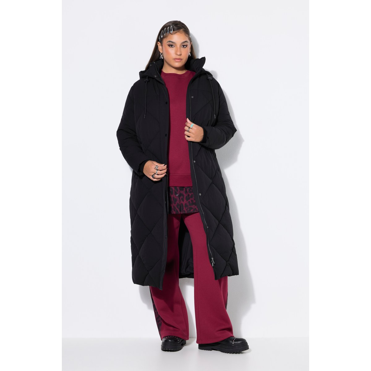 Manteau matelassé long, coupe en O, capuche noir, STUDIO UNTOLD