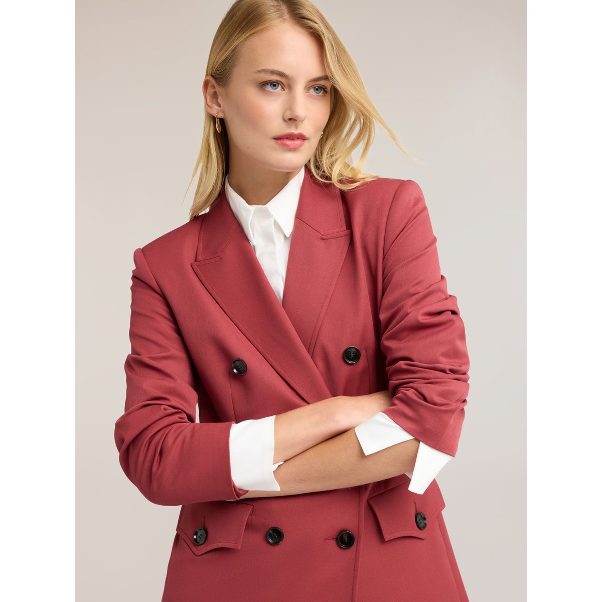 Veste croisée avec boutons contrastants rouge, MOTIVI