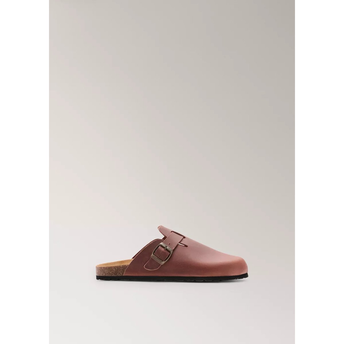 Chaussons sabots en cuir marron, MANGO