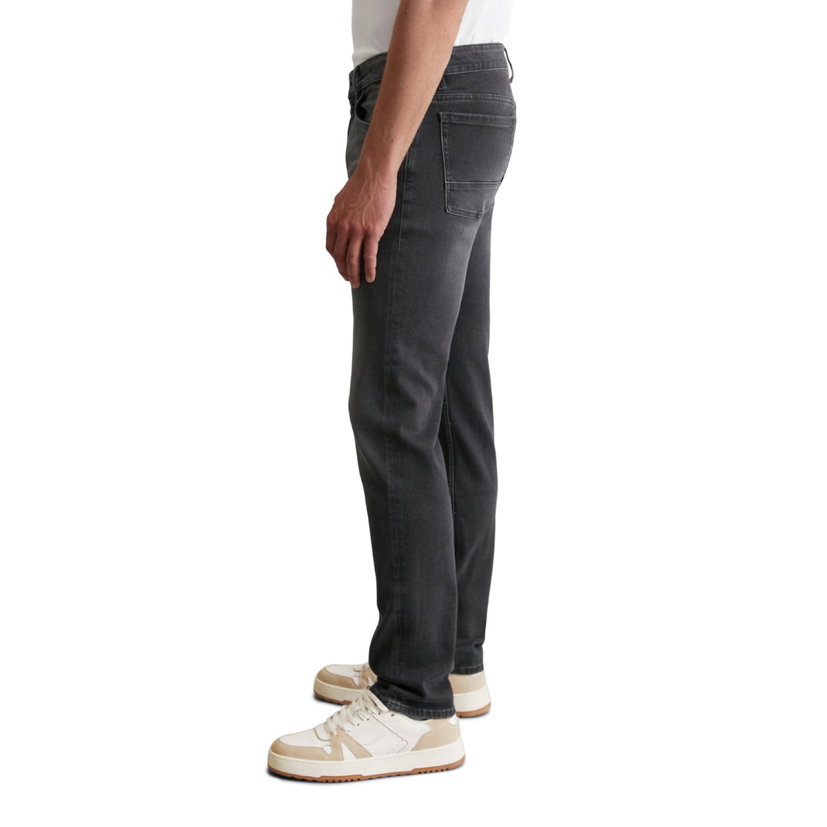 Jeans modèle Sjöbo shaped en coton bio mélangé noir, MARC O'POLO