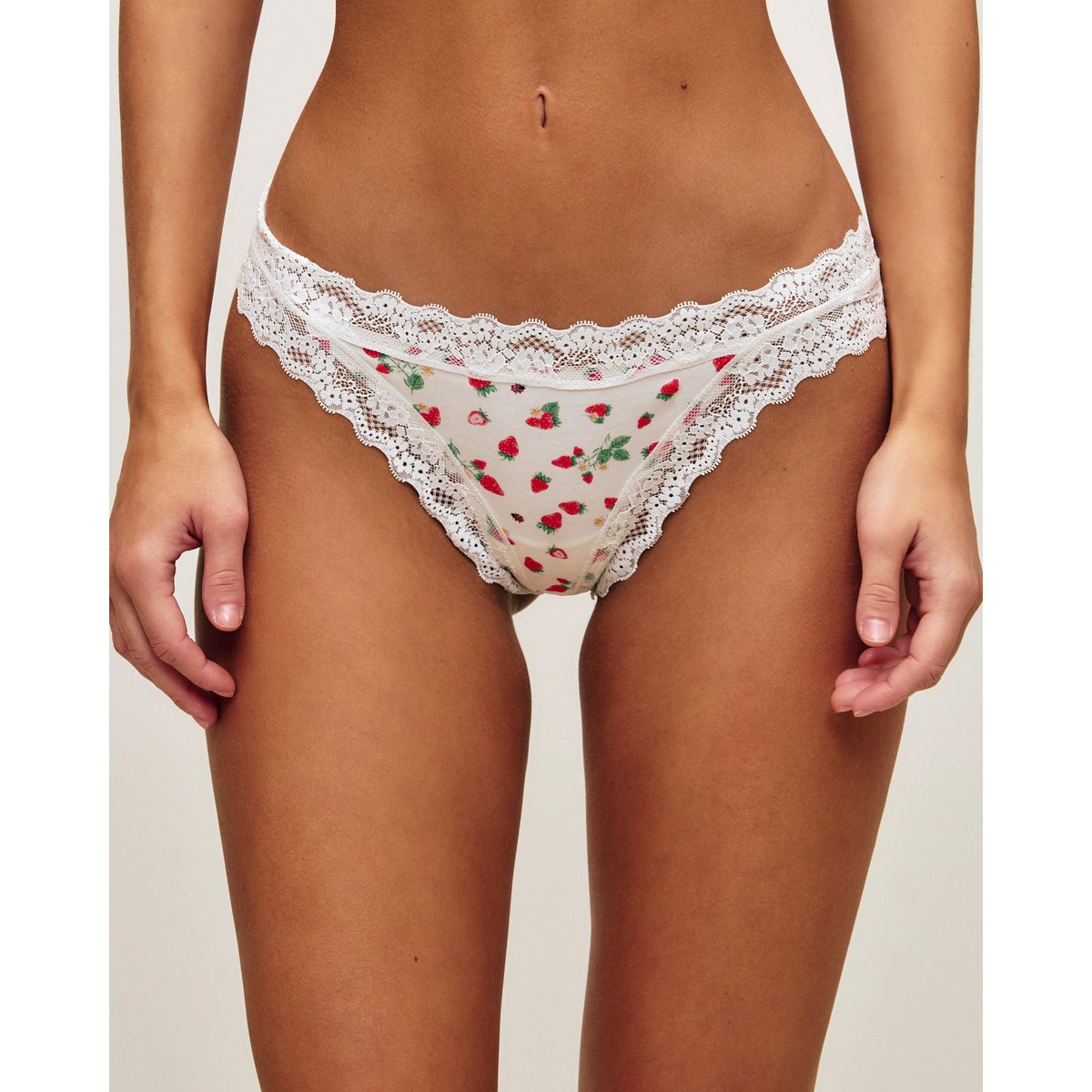 Tanga en coton à motifs fraises MAGDALIZ PRINT ecru, UNDIZ