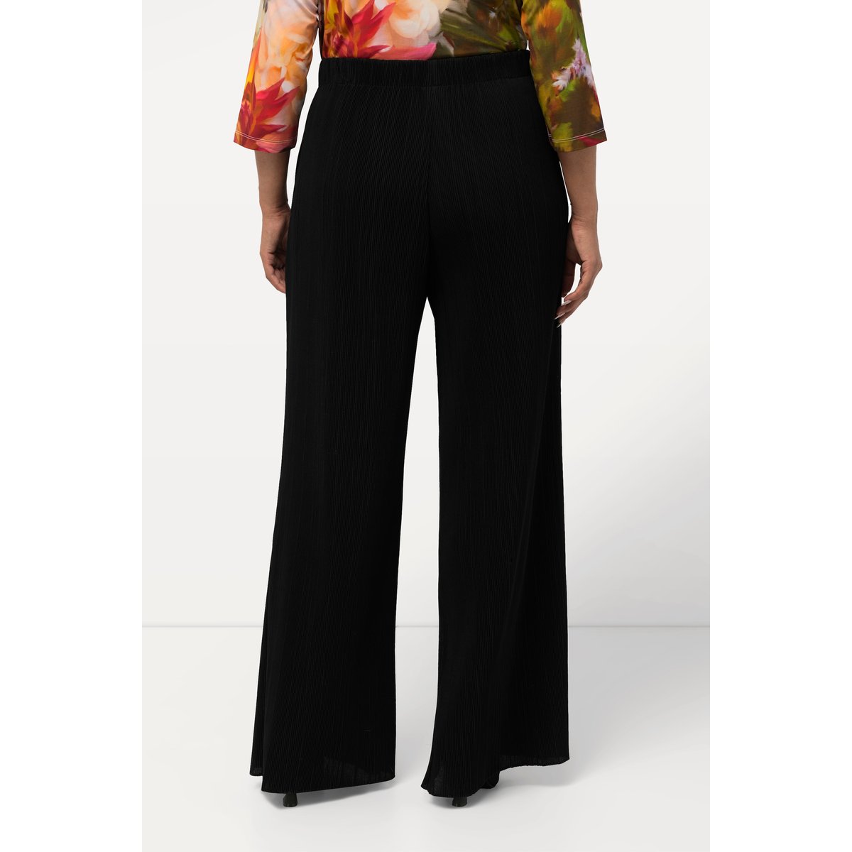 Pantalon Marlene, jambe large noir, ULLA POPKEN