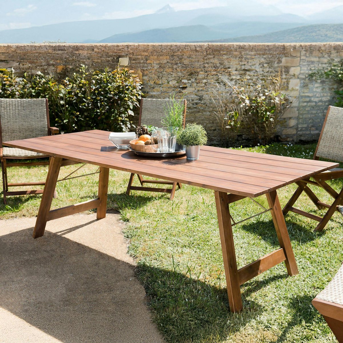 Table de jardin rectangulaire style contemporain en bois d'acacia 220x90cm SUMMER 10 personnes bois naturel, PIER IMPORT