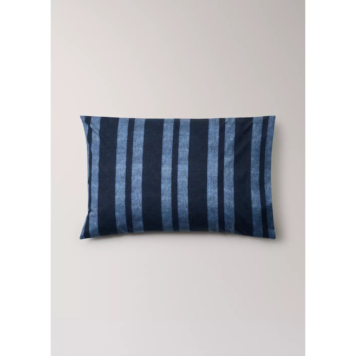 Taie d’oreiller 100 % coton 50x75 cm bleu indigo, MANGO HOME