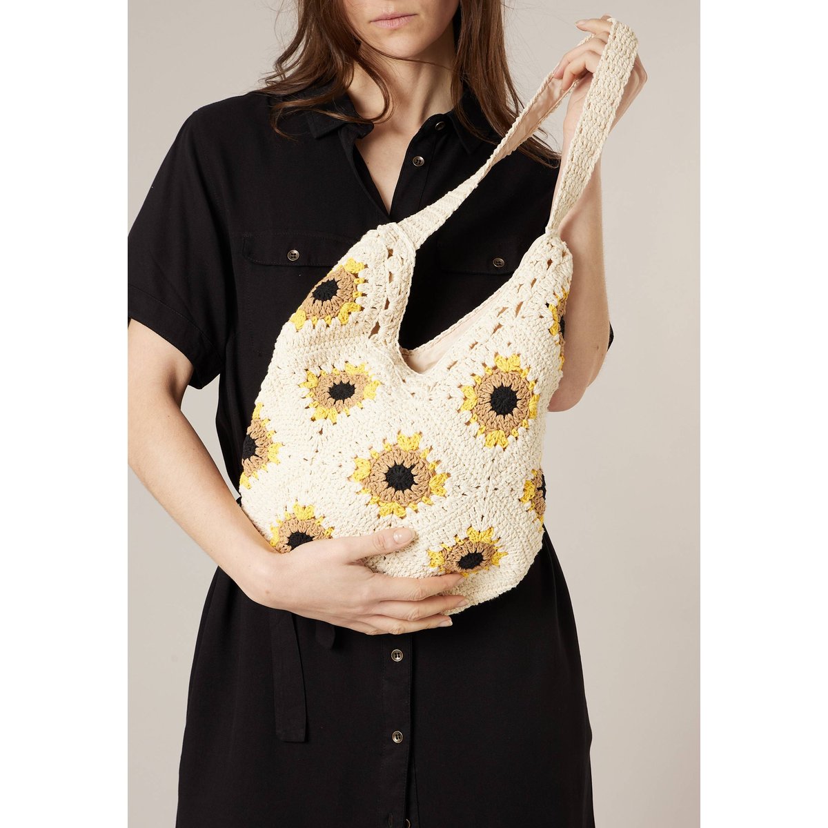Sac femme en crochet ajouré 100% papier
JOHANA natural, DEELUXE