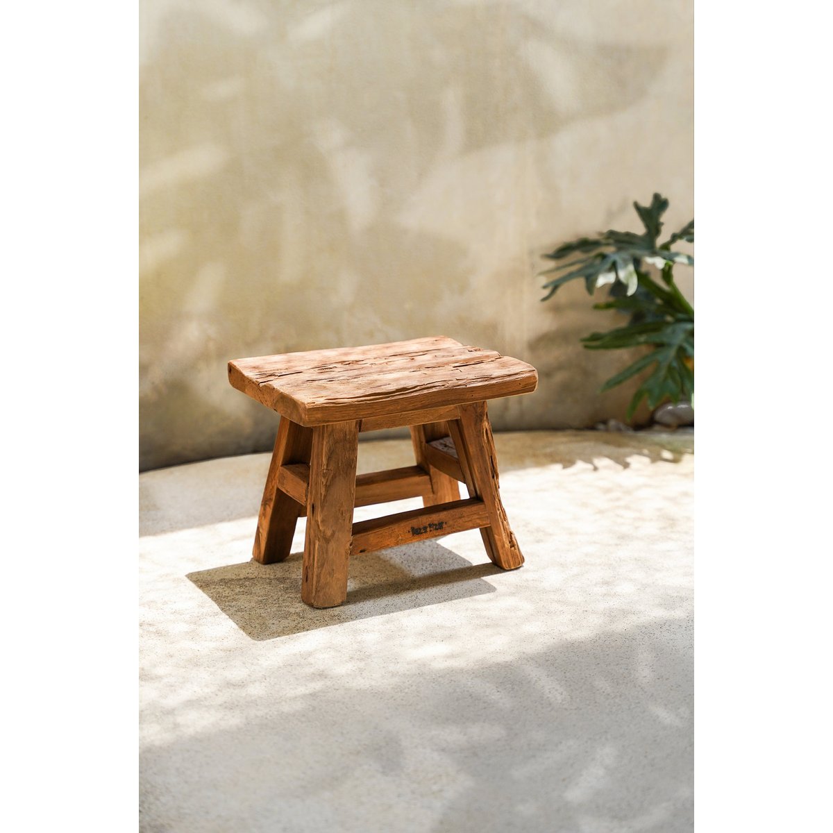Tabouret en teck récupéré YOKE beige, BAZAR BIZAR