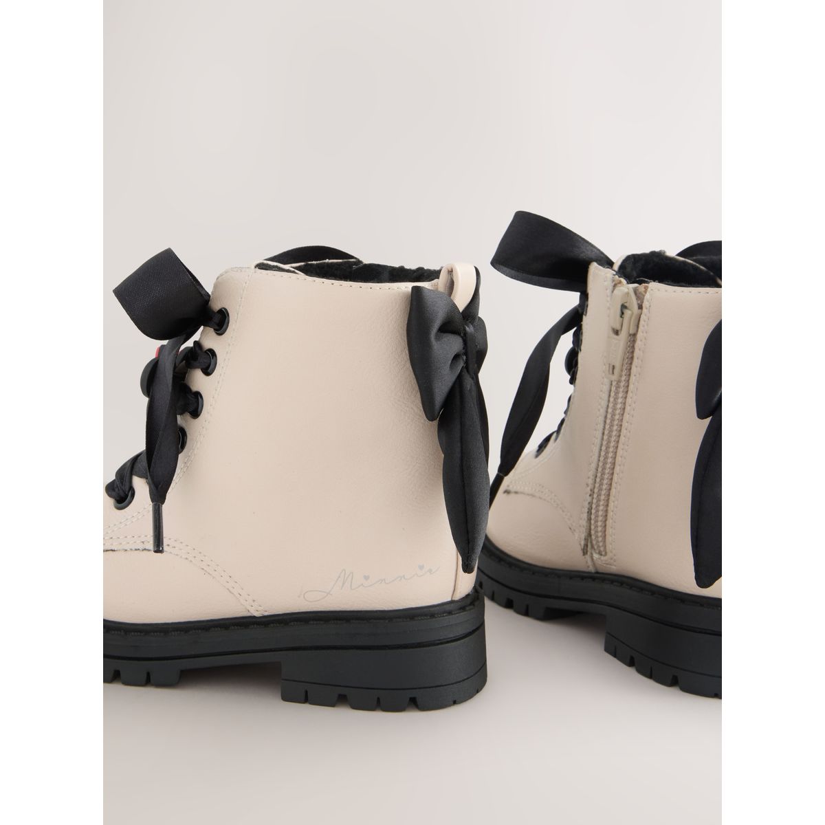 Bottines à lacets avec nœud minnie naturel, NEXT
