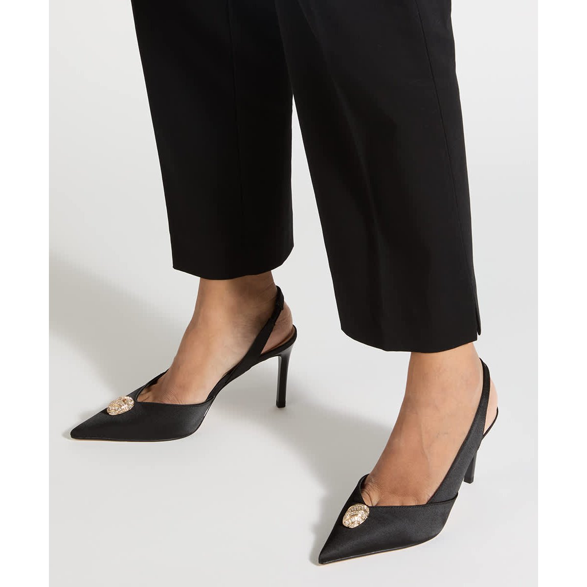 Escarpins ornés à bride arrière - CAMARA black-satin, DUNE LONDON