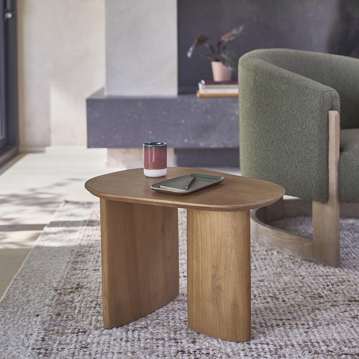 Table d'appoint en teck massif organique CALMA naturel, BERAH GETAH