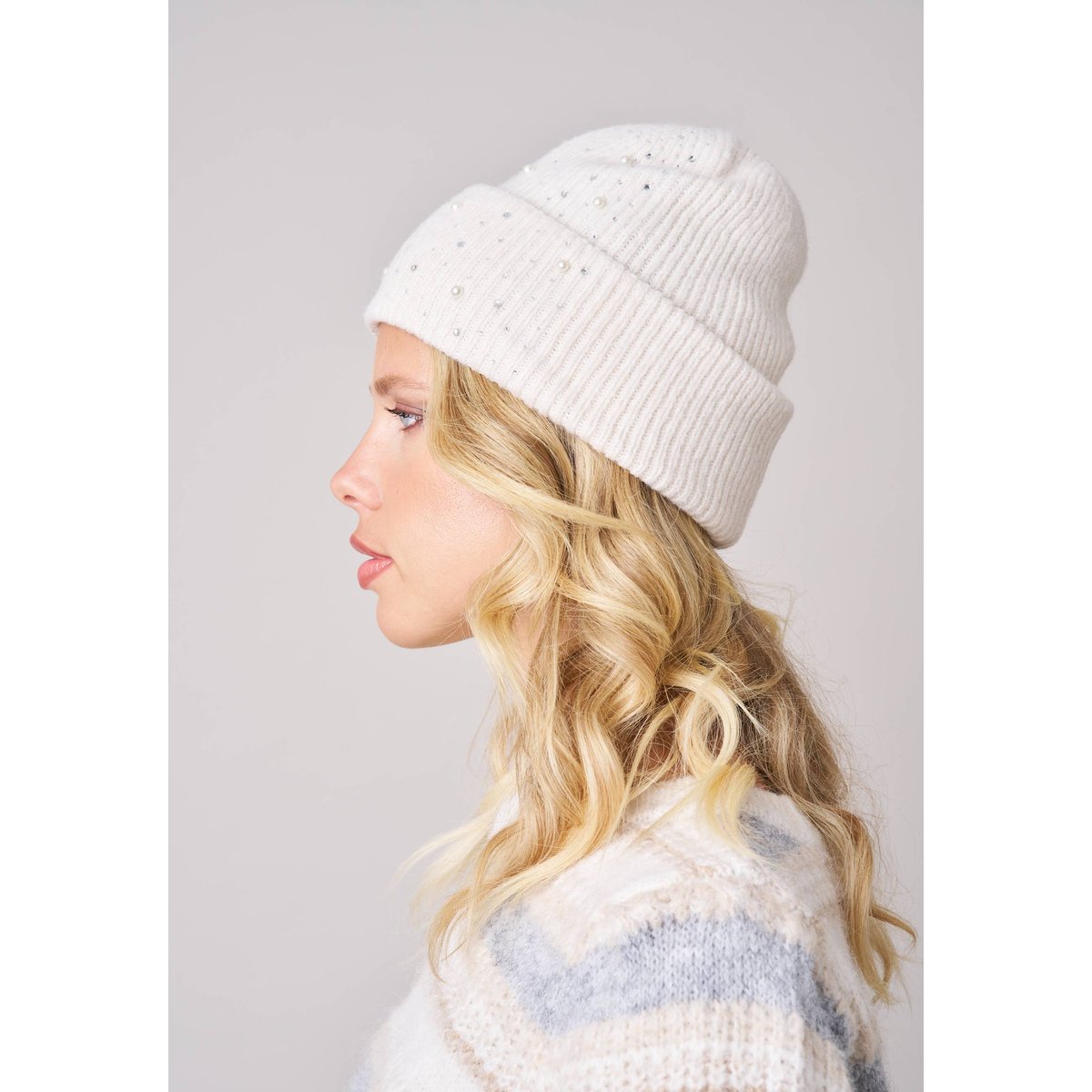 Bonnet femme en maille avec détails brillants LORALIE cream, DEELUXE
