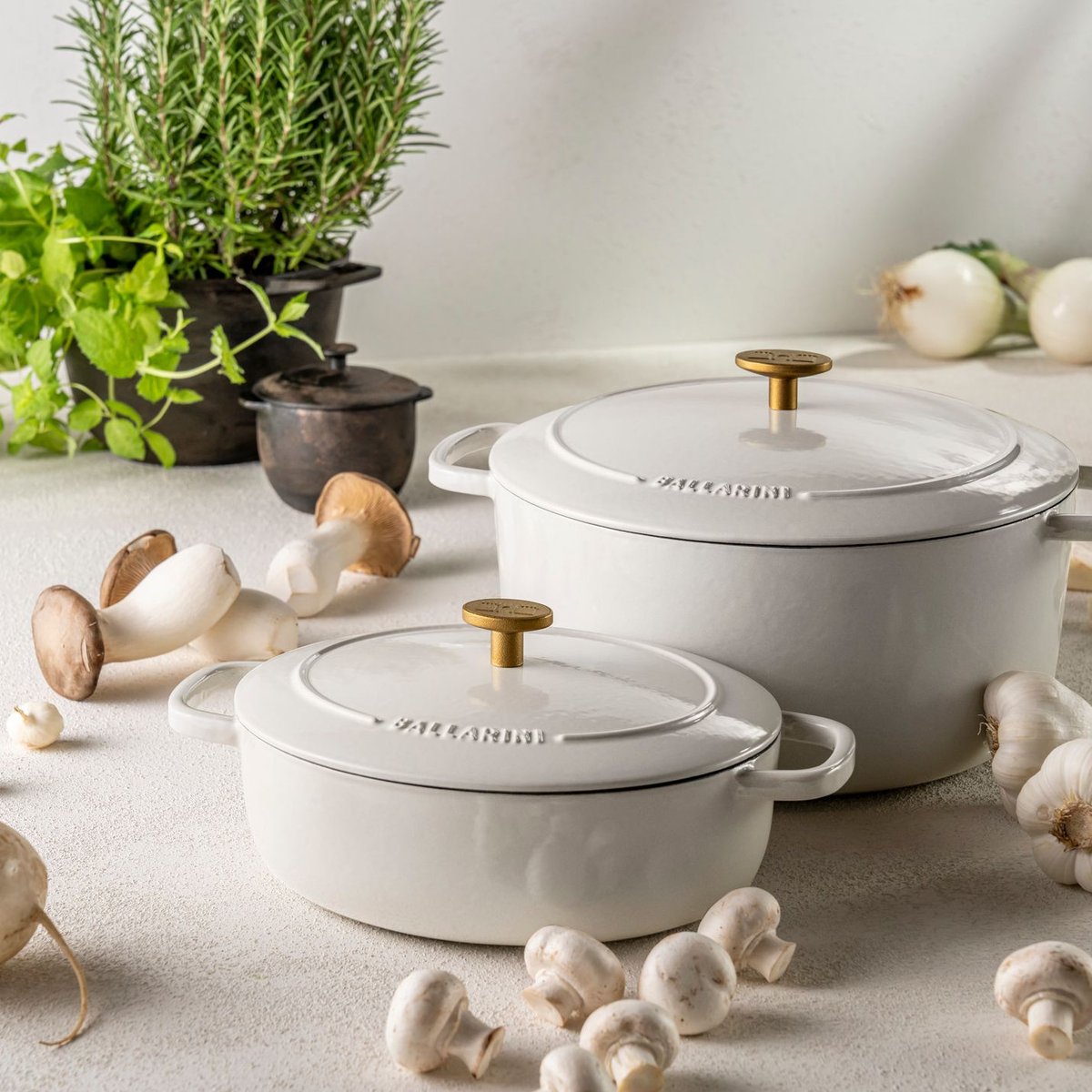 Cocotte en fonte Ovale, Rouge rouge, BALLARINI
