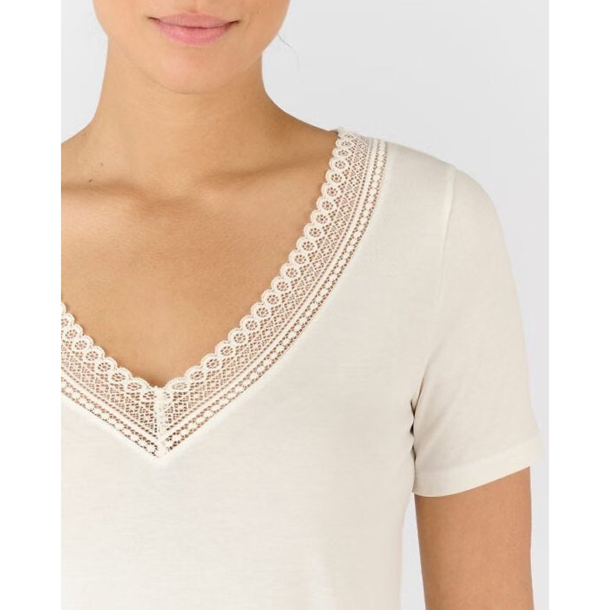 T-shirt Climatyl col dentelle blanc cassé, DAMART
