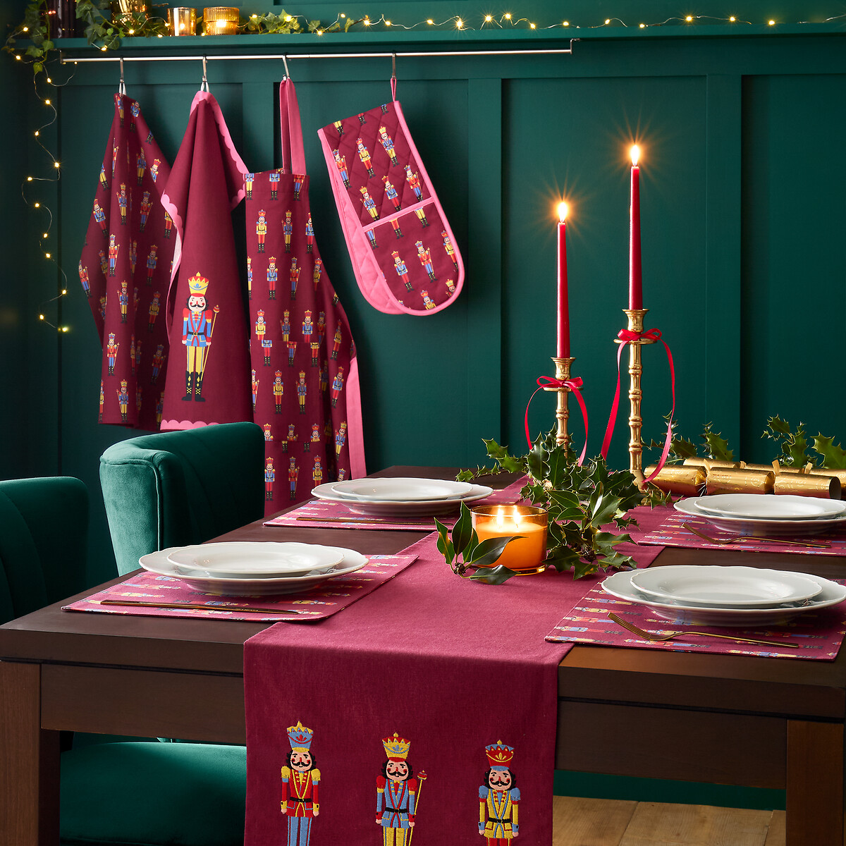 Christmas Nutcracker Cotton Dining Placemat 4 Pack plum, CATHERINE LANSFIELD