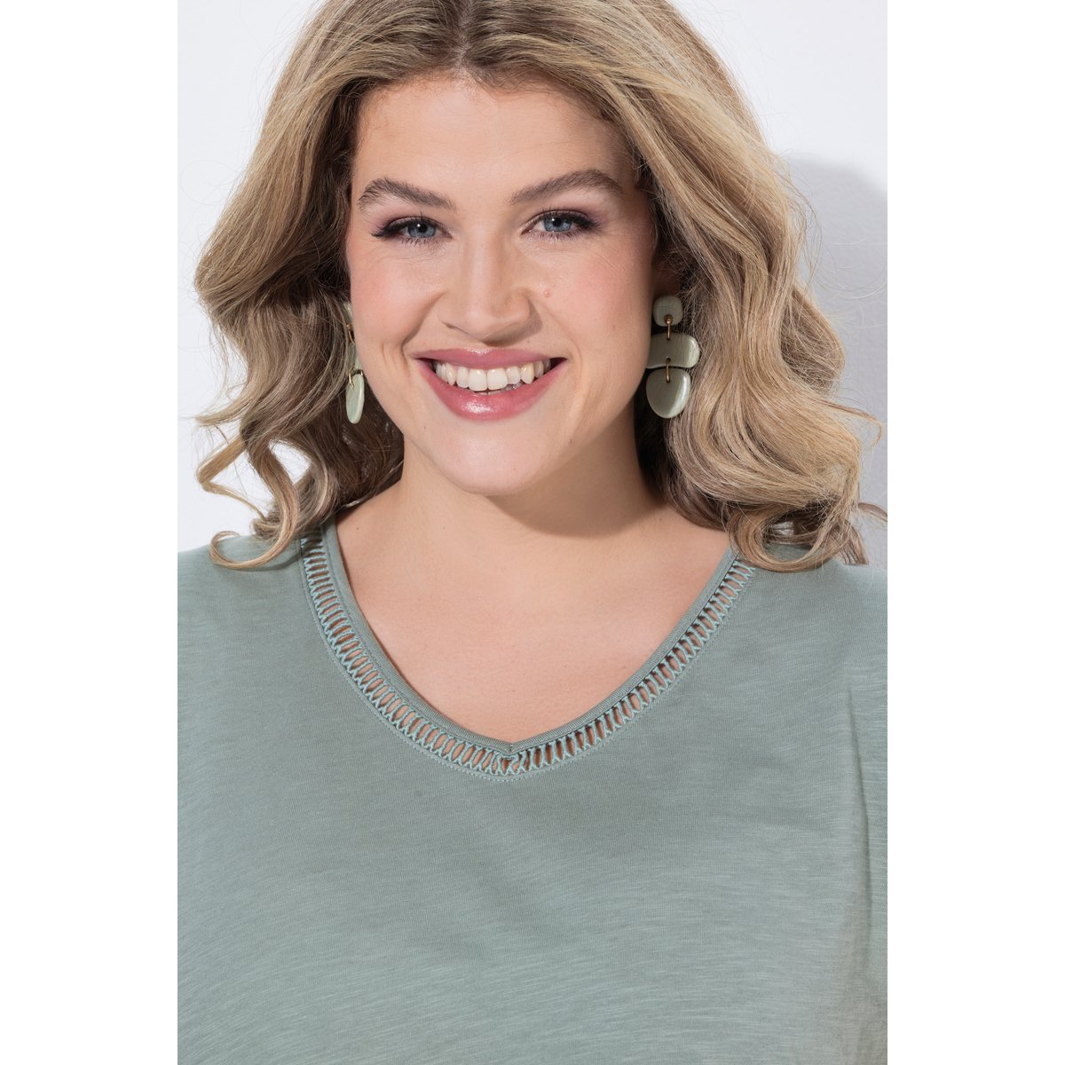T-shirt V, Oversized, coton bio menthe verte, ULLA POPKEN