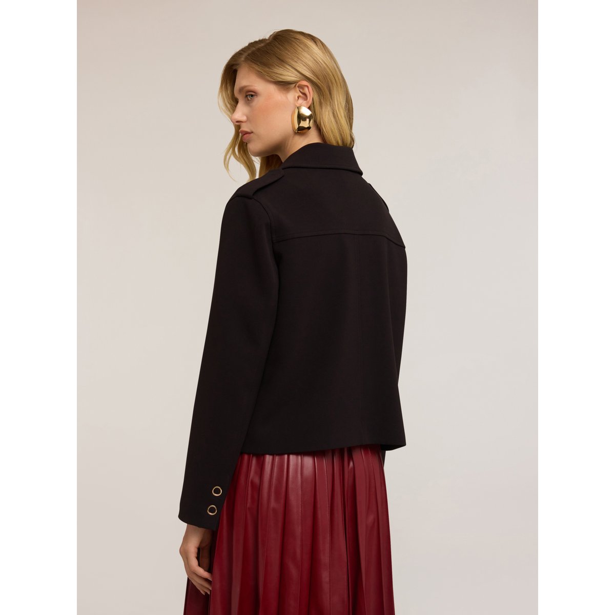 Veste en mélange de viscose avec pattes noir, MOTIVI