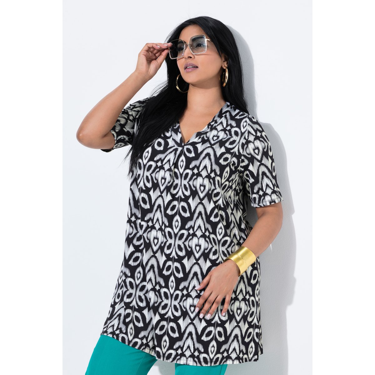T-shirt long au tombé fluide, imprimé floral noir, ULLA POPKEN