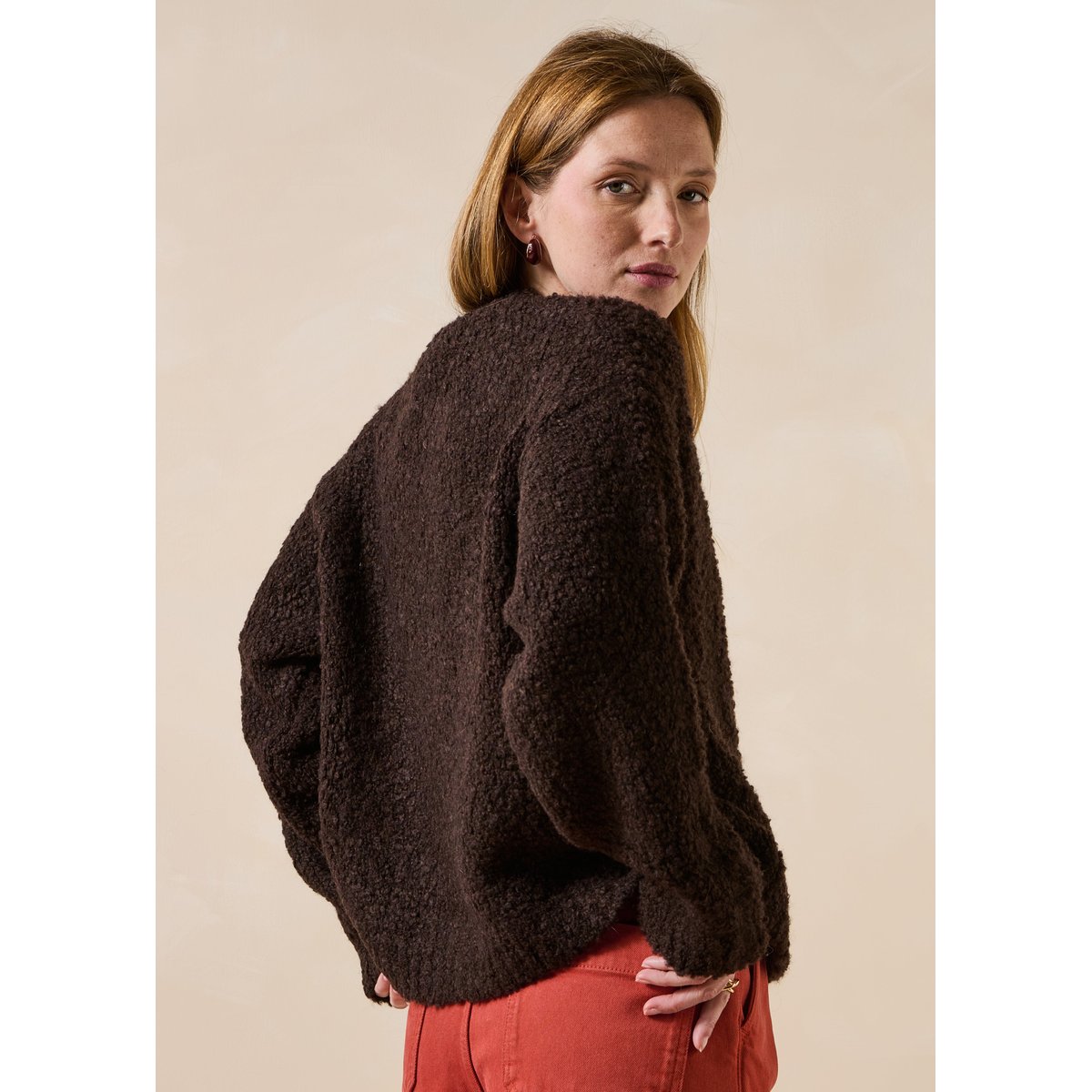 Gilet en maille bouclette col rond ganache, LA FEE MARABOUTEE