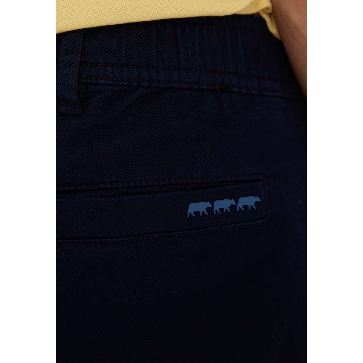 Bermuda chino bleu marine, MISE AU GREEN