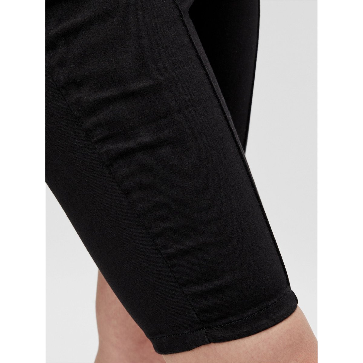 Cycliste black denim, MAMA LICIOUS