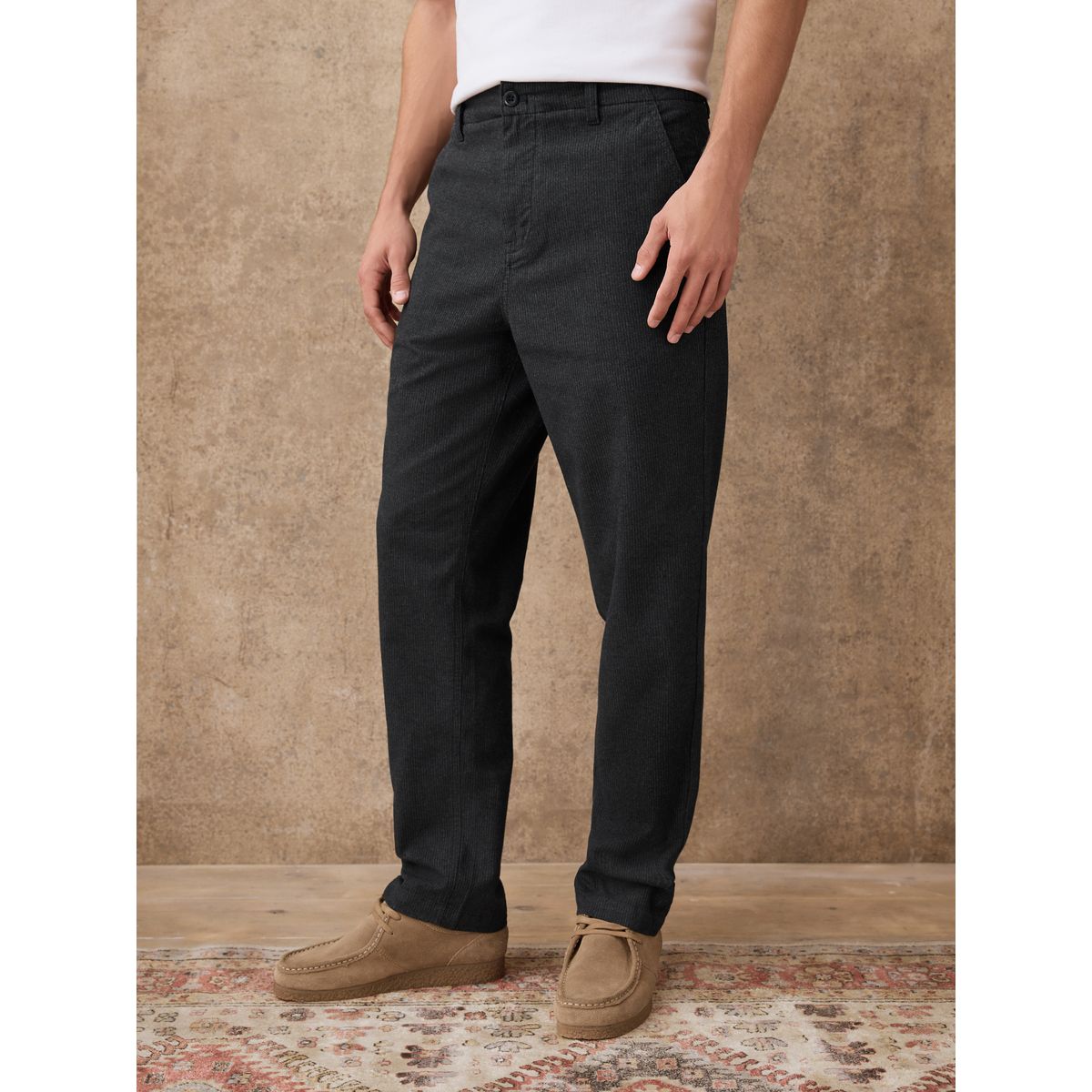 Pantalon rayé en majoritaire gris anthracite, NEXT