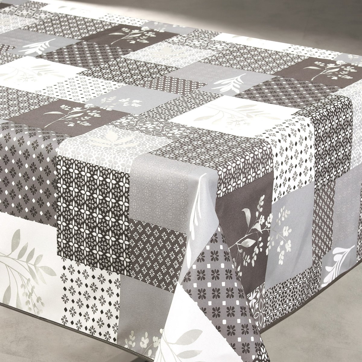 Nappe anti taches motifs fleurs et végétaux gris, HOME MAISON