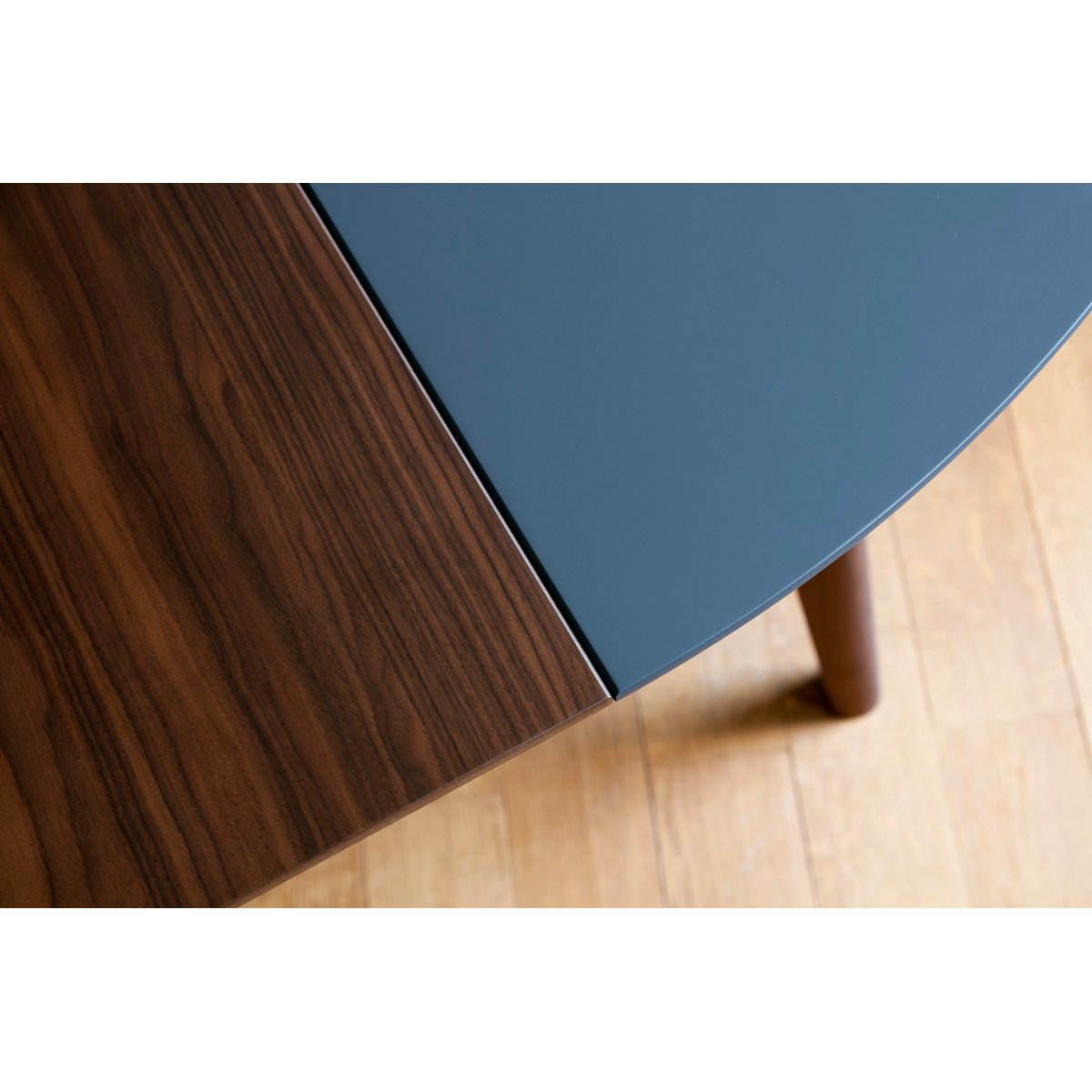 Table à rallonge en noyer CRISTINA bleu ciel, PRODUIT INTERIEUR BRUT