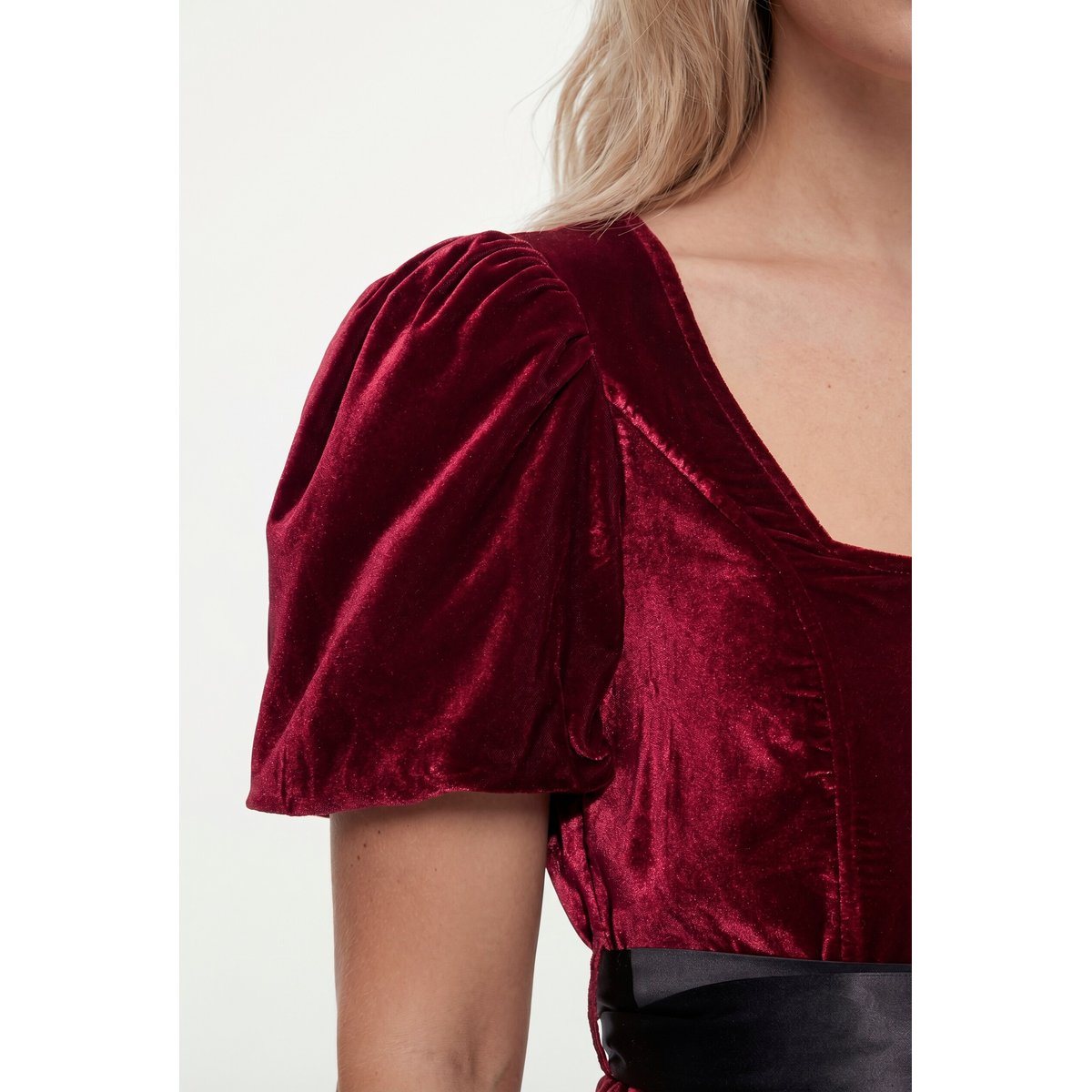 Dirndl, velours, encolure carrée rouge vin, ULLA POPKEN