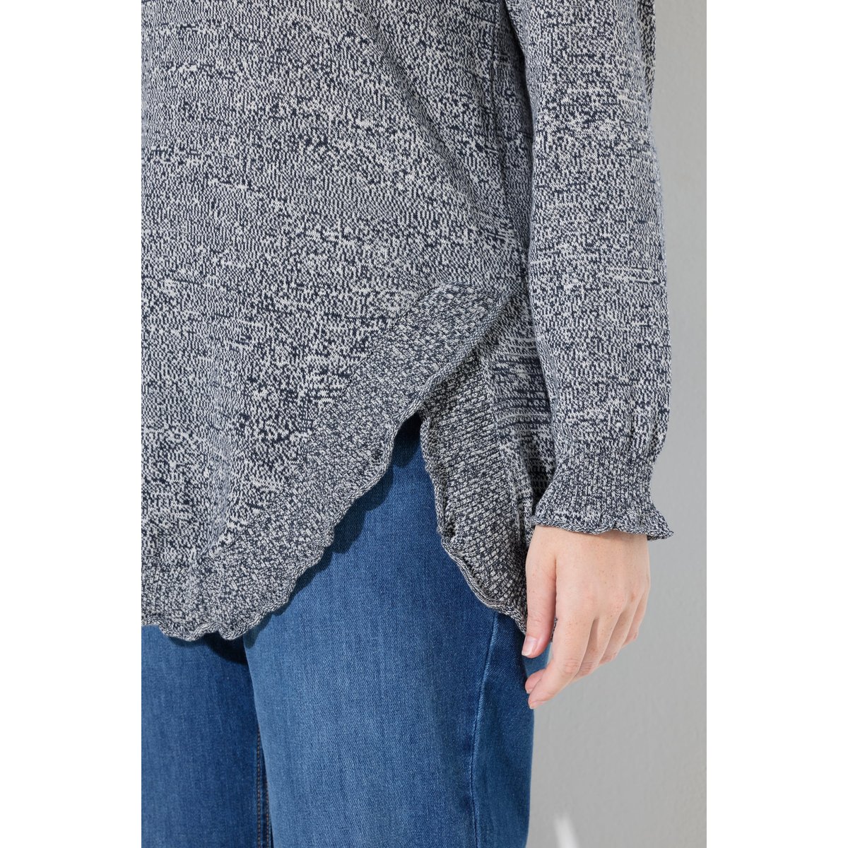 Pull en coton bio, volants marine, ULLA POPKEN