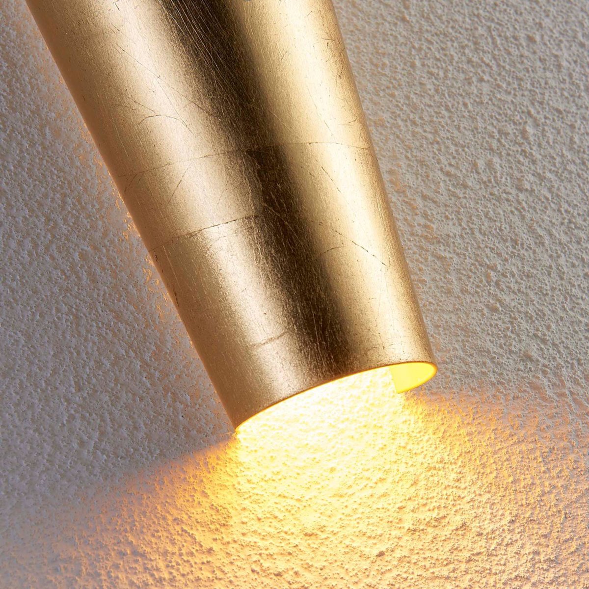 Applique en métal moderneLED, Conan doré mat, LINDBY