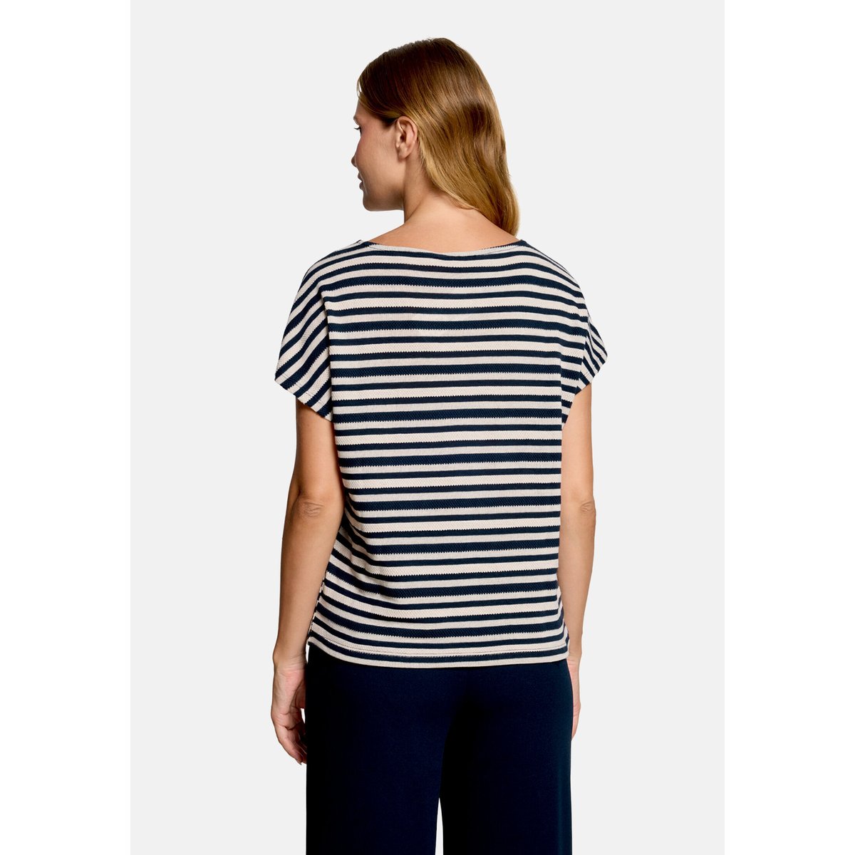 T-shirt à rayures à encolure bateau dark blue/nature, BETTY BARCLAY