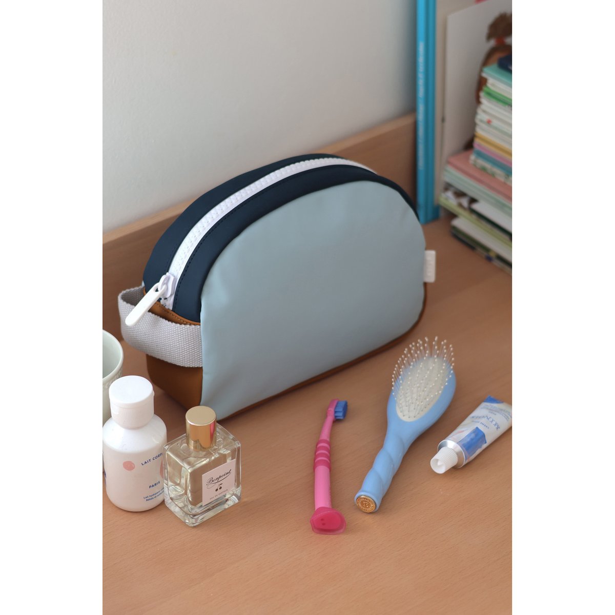 Trousse de toilette FARO night bleu, BEABA