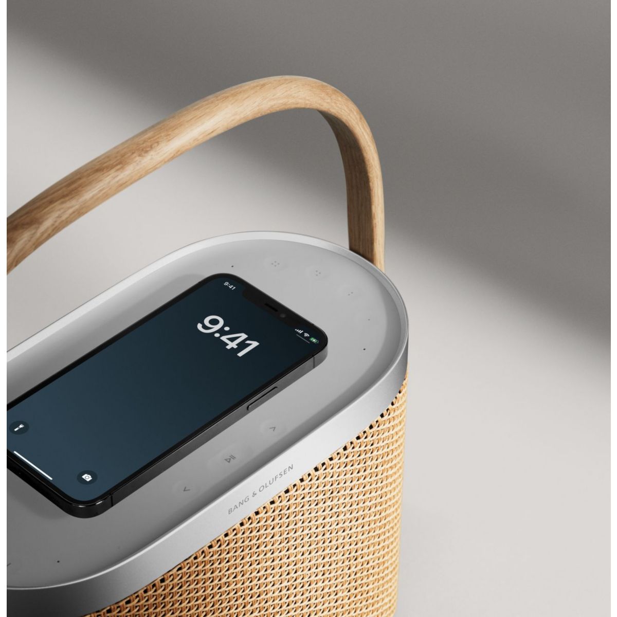 Enceinte résidentielle Beosound A5 Alu / Raphia couleur unique, BANG ET OLUFSEN