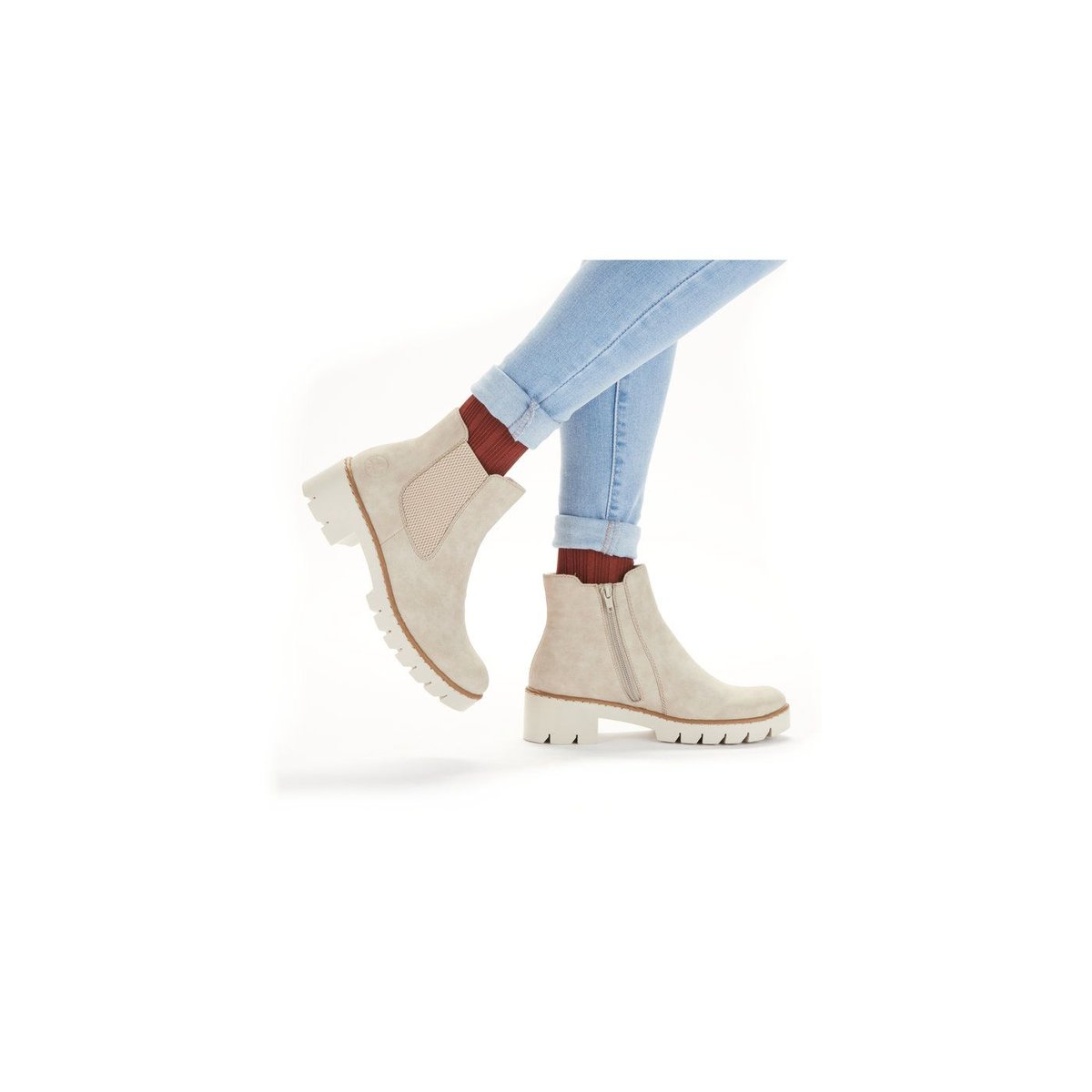 Bottines aspect nubuck taupe à semelle surélevée à talon décroché bas, fourrées, à soufflet élastiqué extérieur taupe, RIEKER