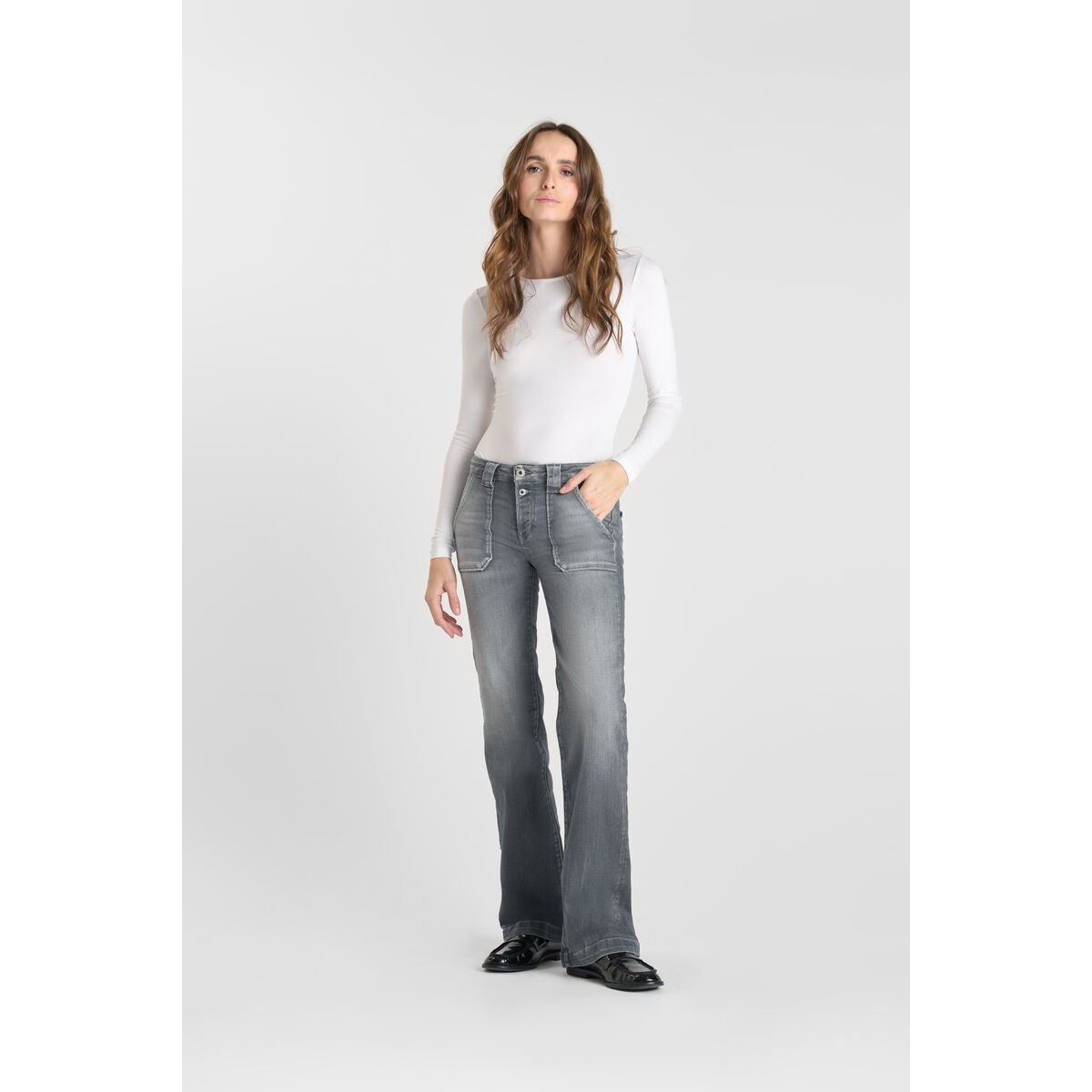 Jeans flare , longueur 34 grey, LE TEMPS DES CERISES