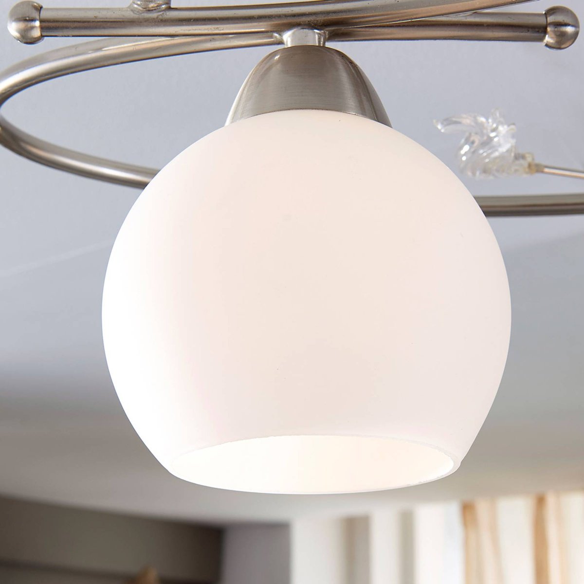 Plafonnier en verre moderne, Svean blanc, nickel mat, LINDBY