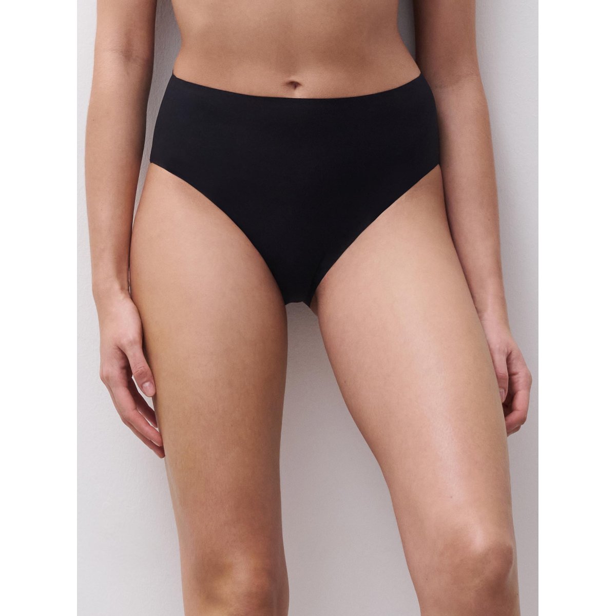 Culotte échancrée SOFTSTRETCH noir, CHANTELLE