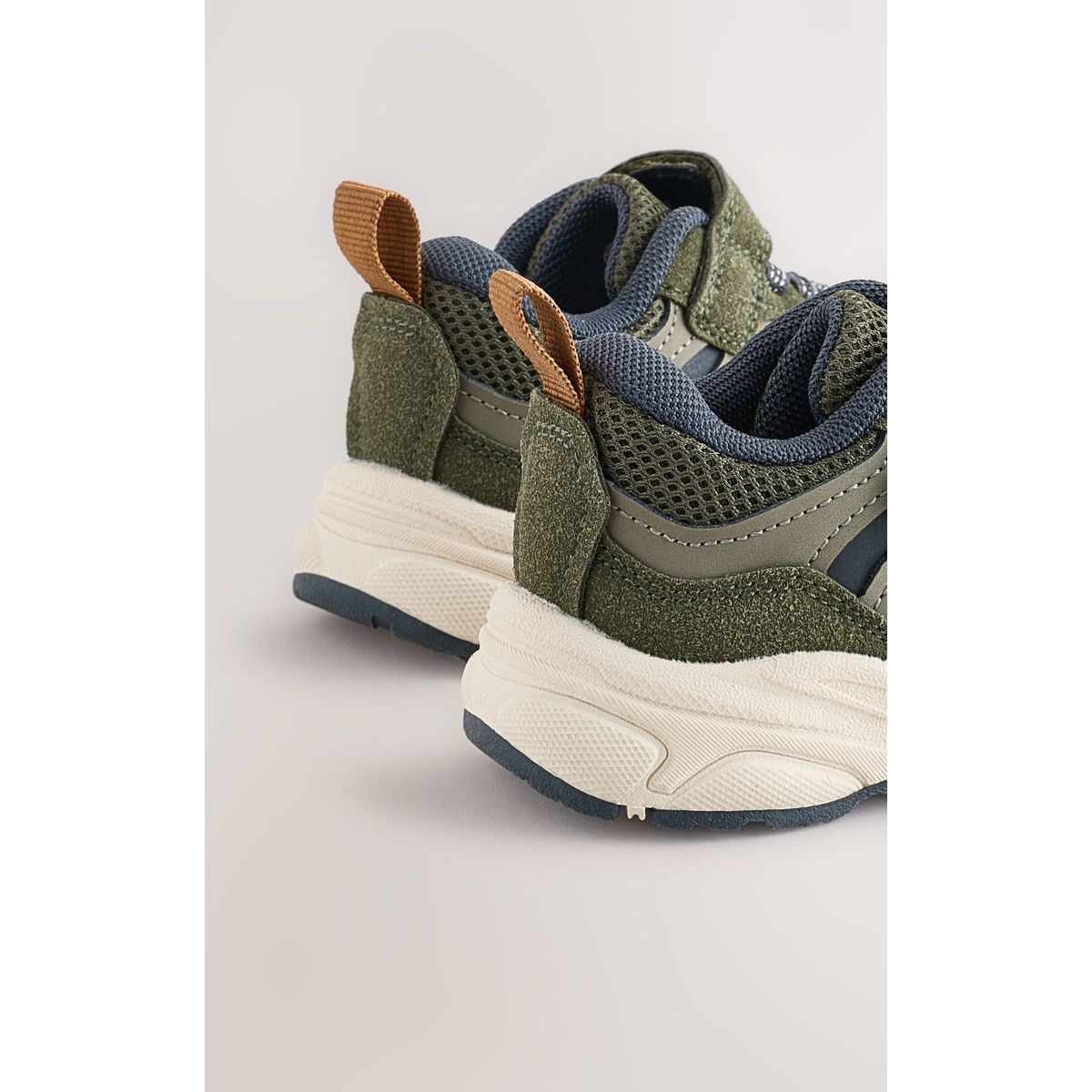 Baskets à lacets élastiques et scratch vert kaki, NEXT