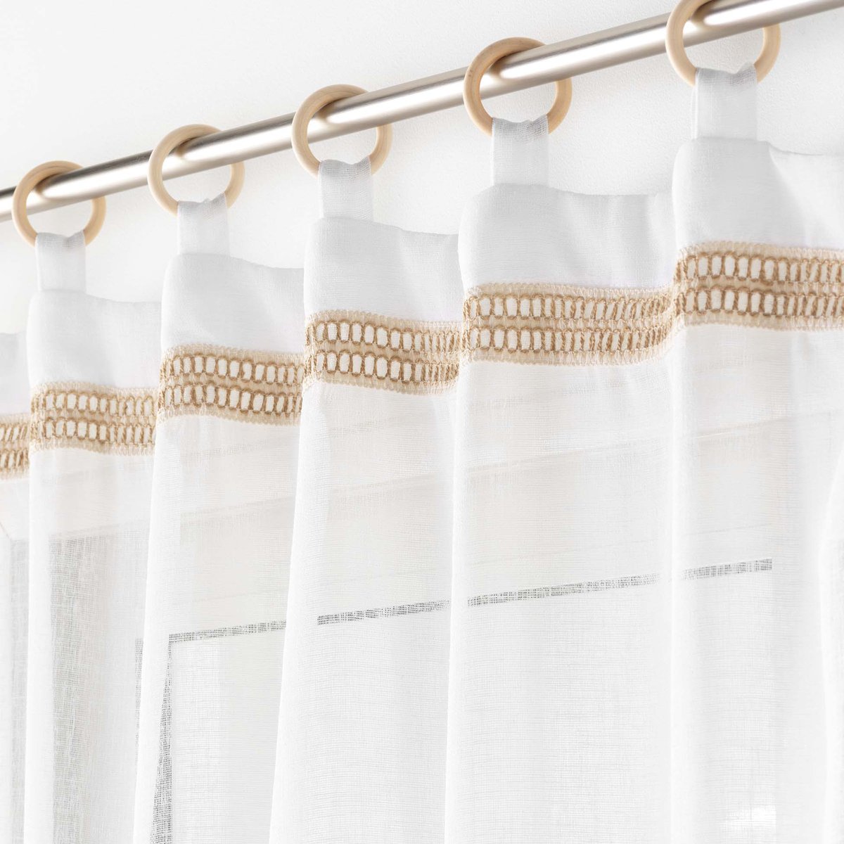 Voilages à œillets bois blanc, DOUCEUR D'INTÉRIEUR