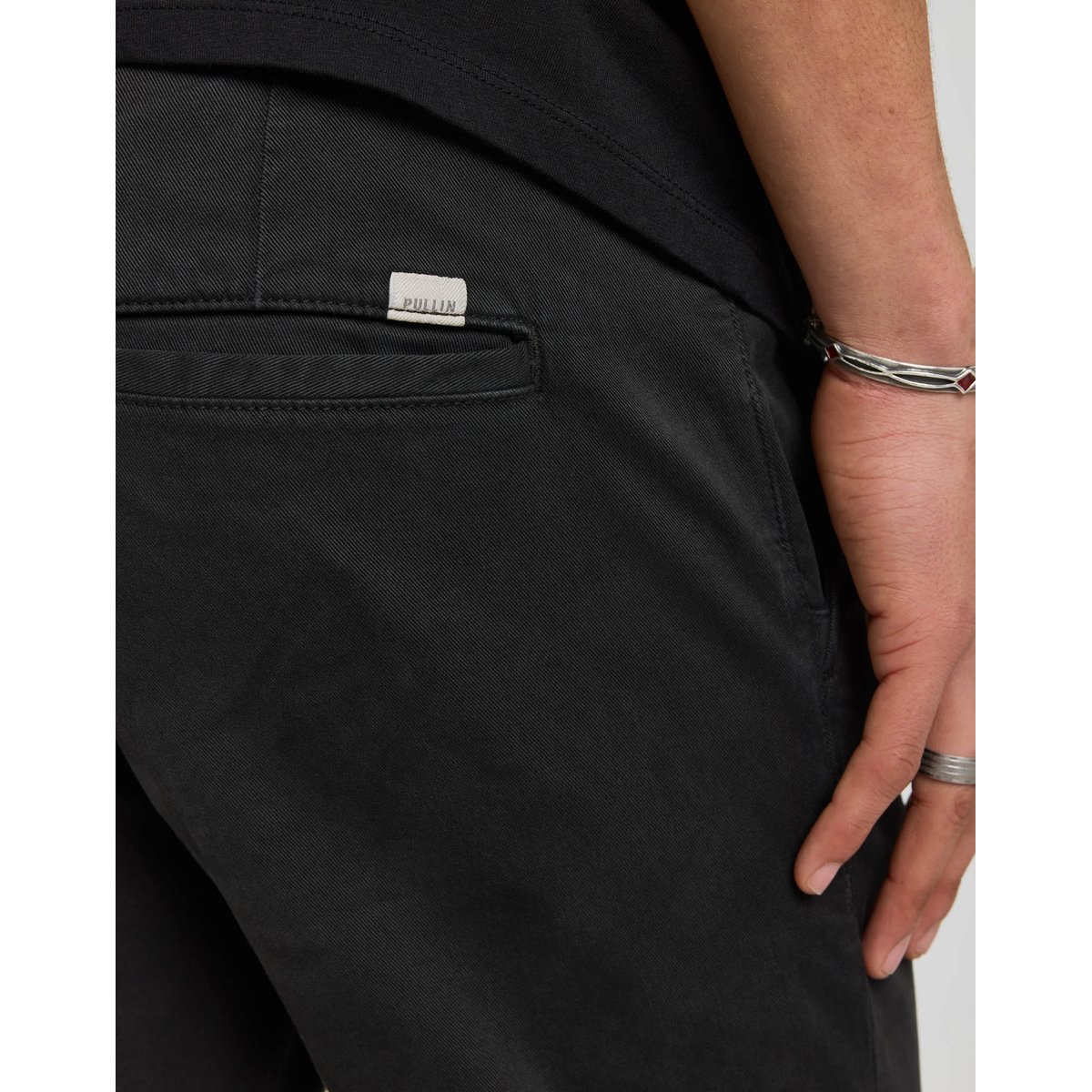 PANTALON CHINO RISE noir, PULLIN