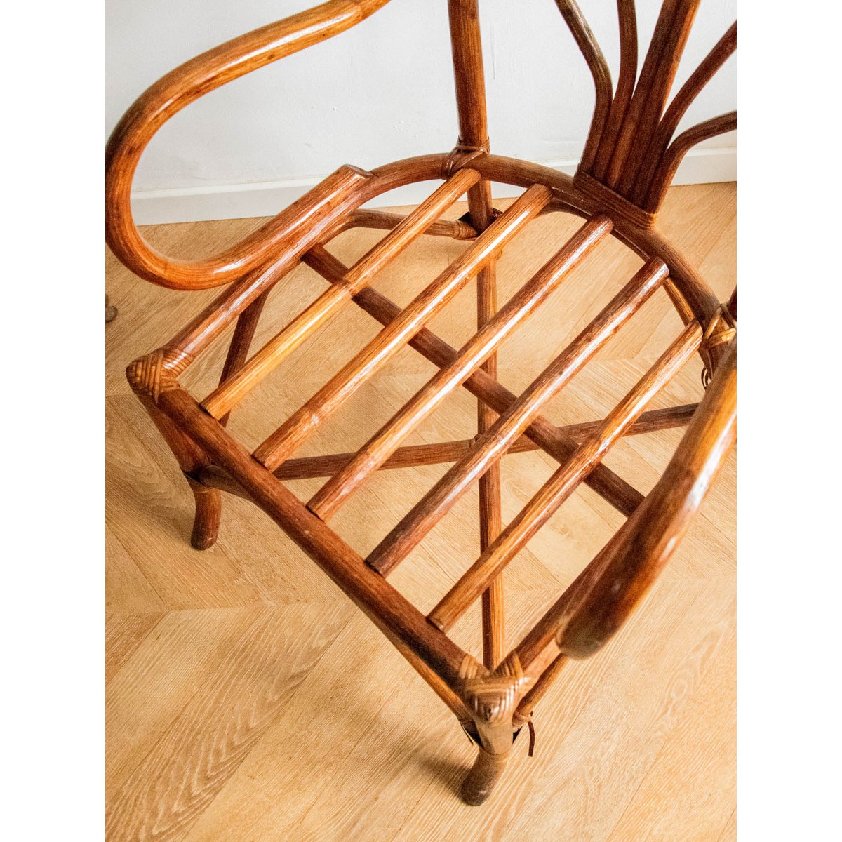 Grand fauteuil en rotin Ernest N°733 - Bon état multicolore, DEBONGOUT