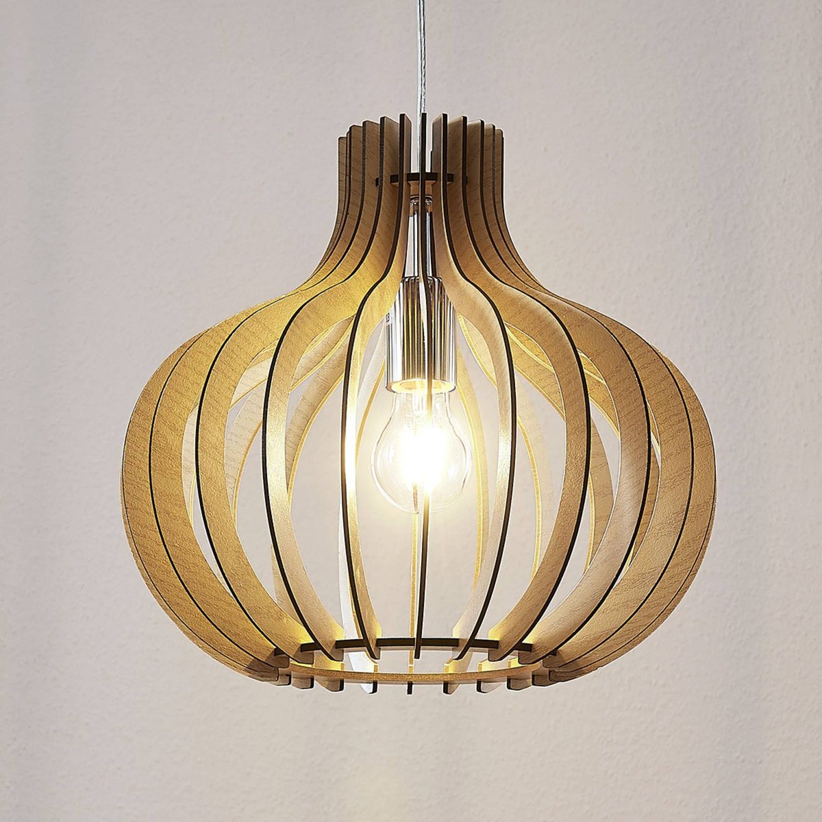 Suspension en bois scandinave, Sina bois clair, LINDBY