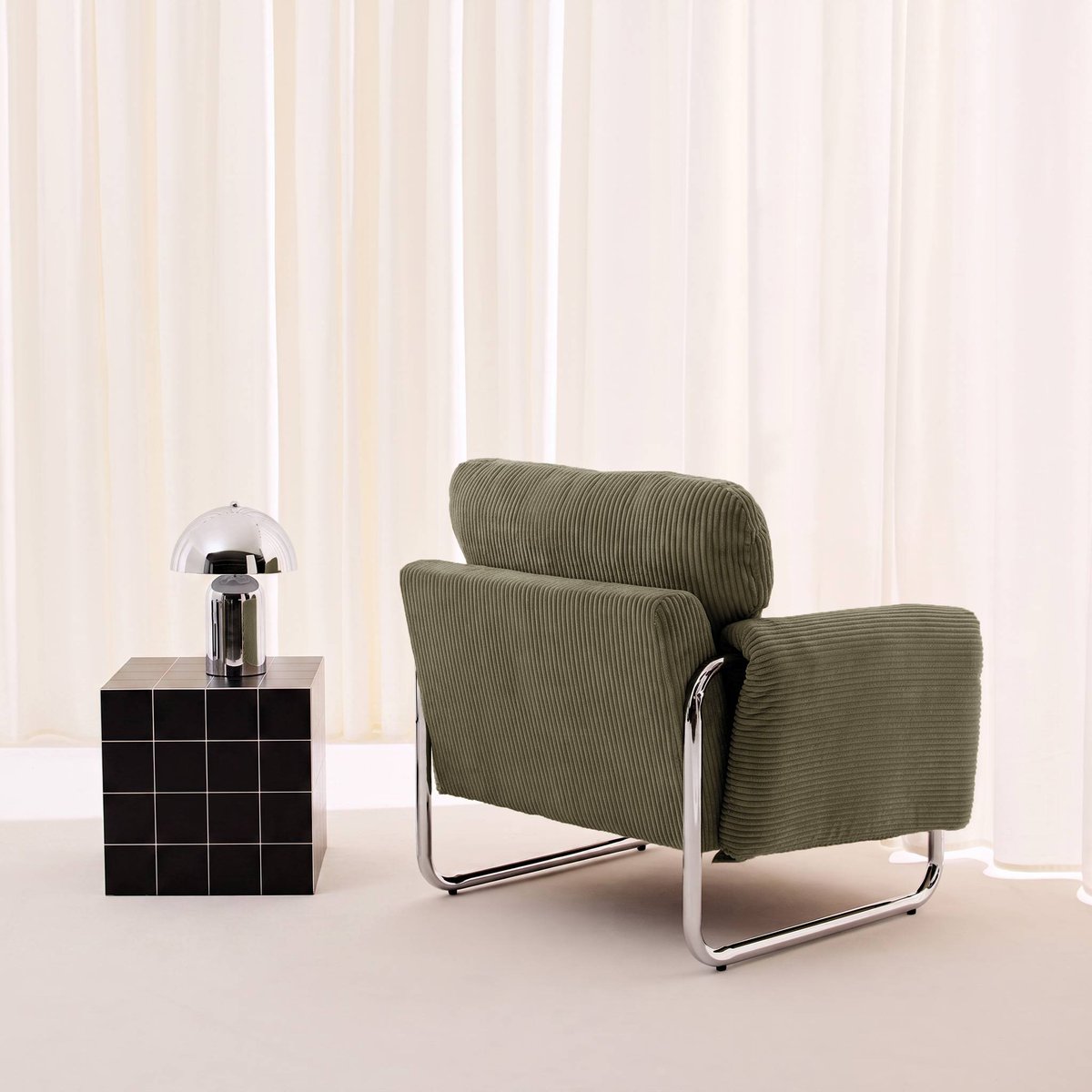 Fauteuil vintage velours côtelé armature chromée VINTAGE moutarde, SWEEEK