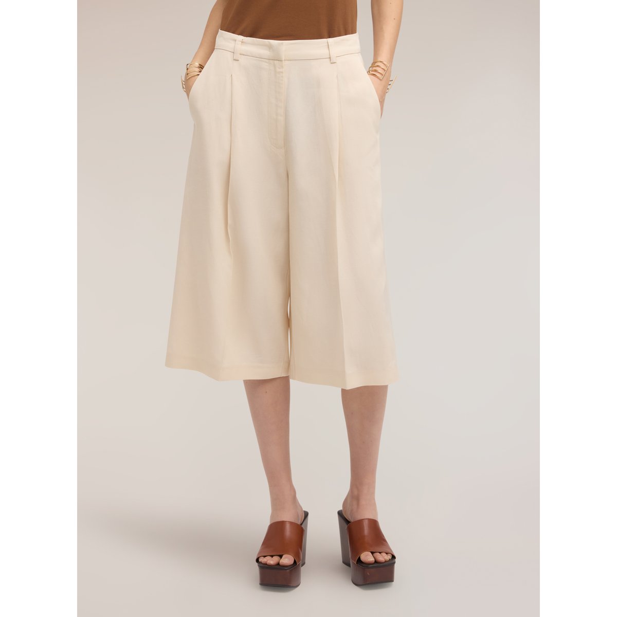Bermuda long beige, MOTIVI