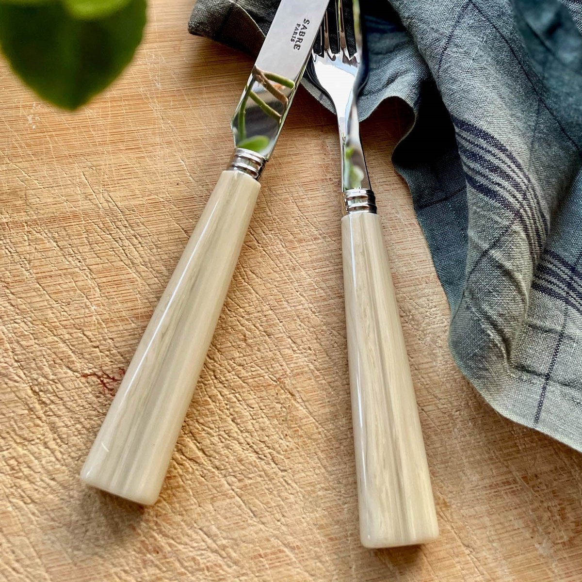 Set de 5 couverts de table, Nature effet corne, SABRE