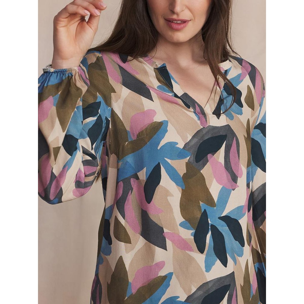 Blouse col v MONTYMIS craie, TBS