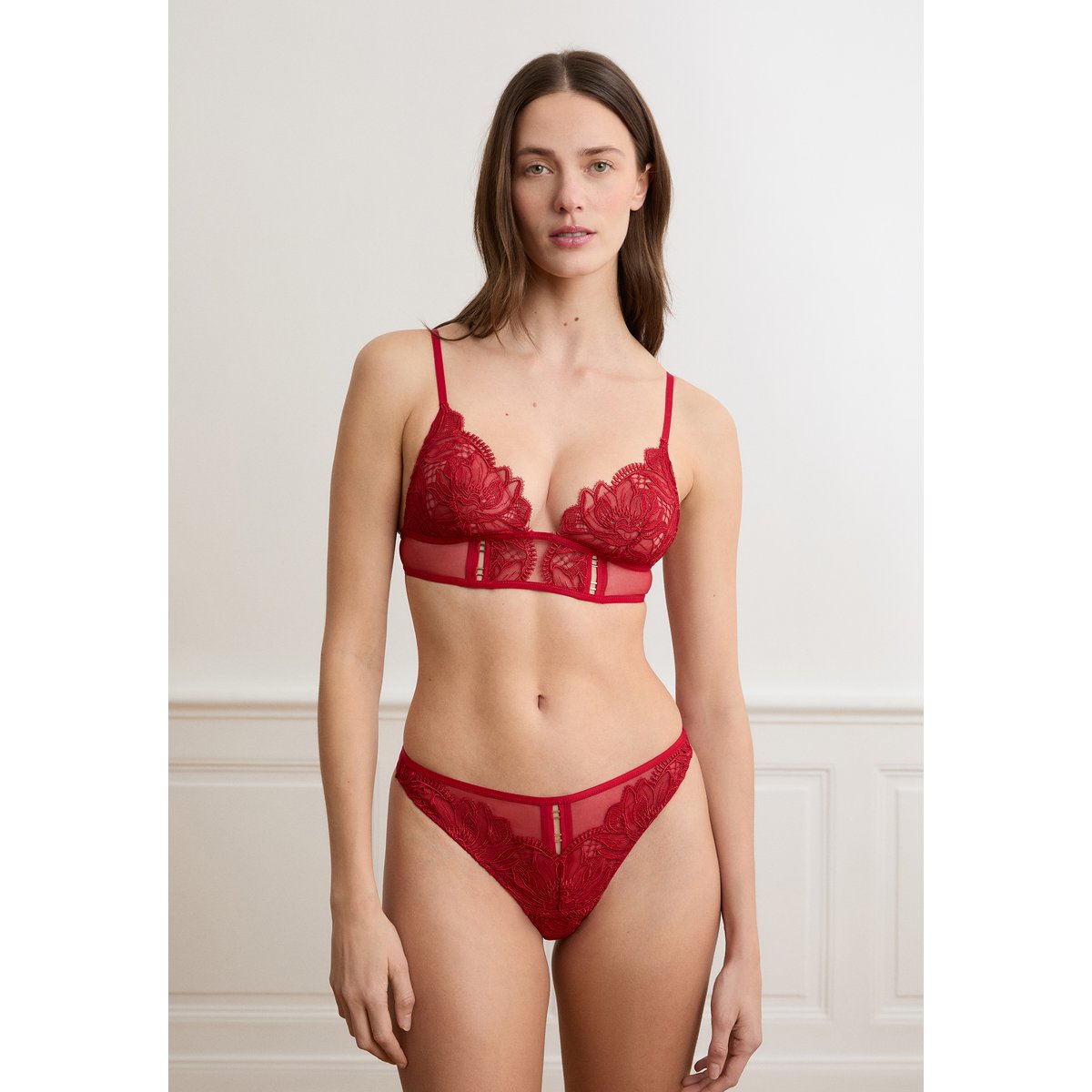 String en guipure WILD NIGHT rouge, ETAM