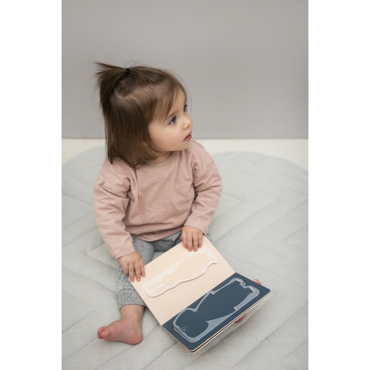 Livre d'éveil blanc, TRIXIE