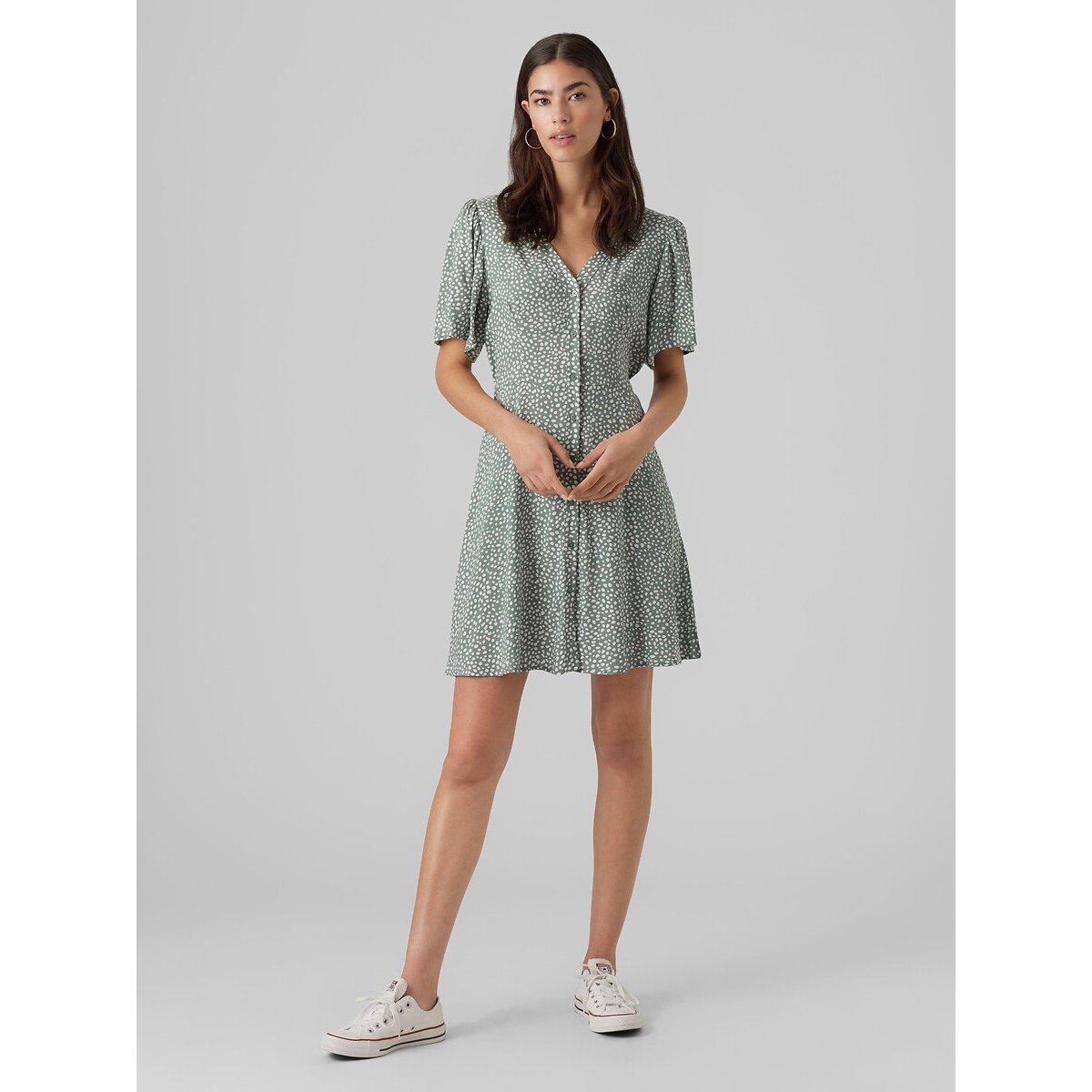 Abito a maniche corte con scollo a V e cintura fantasia verde, VERO MODA