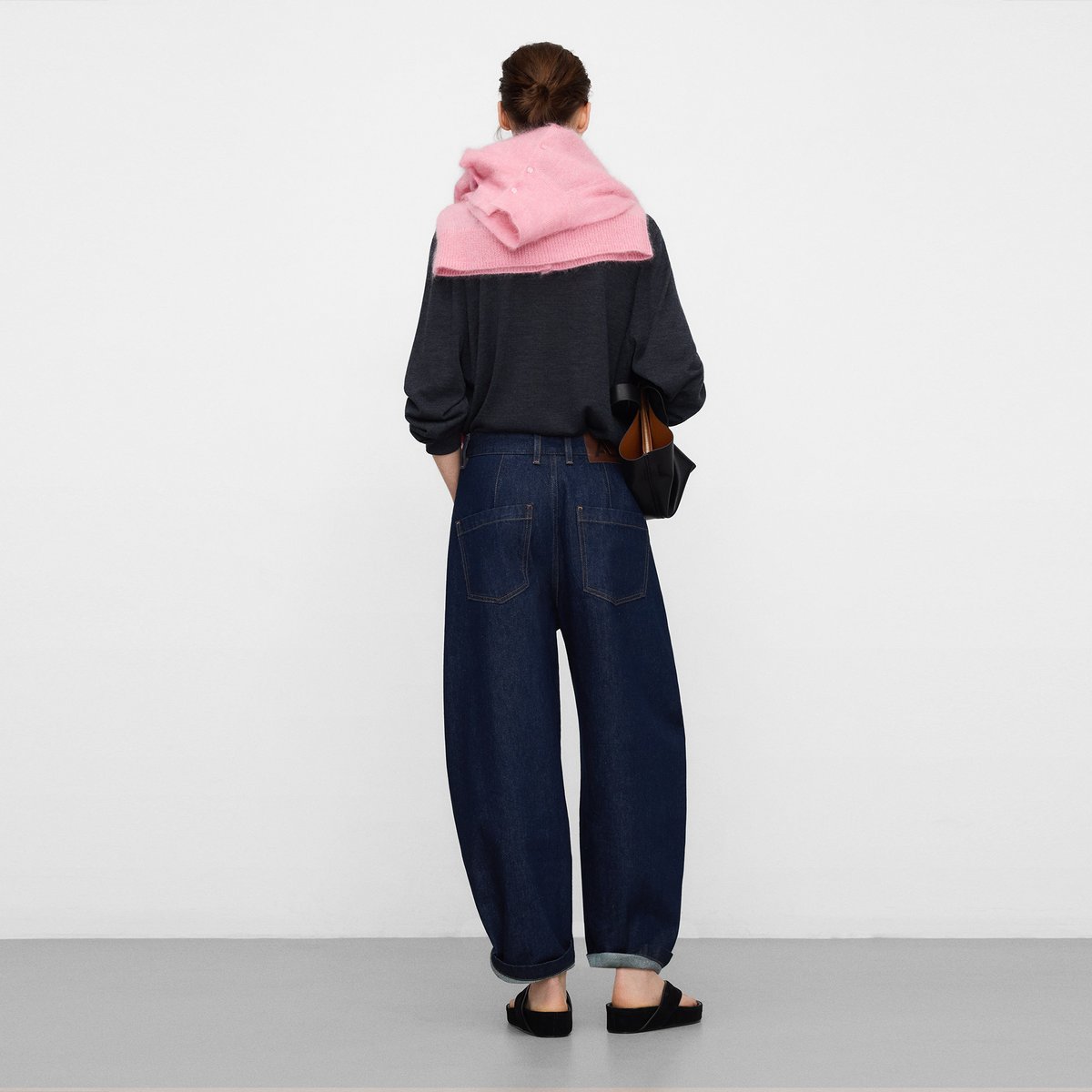 Pantalon coupe barrel en denim de coton bleu marine, ADOLFO DOMINGUEZ